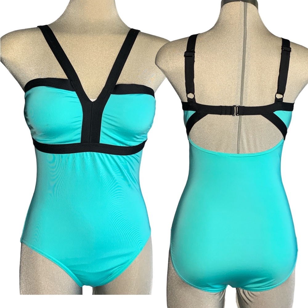 JAG  Designer Green and Black One Piece Swimsuit Size  6